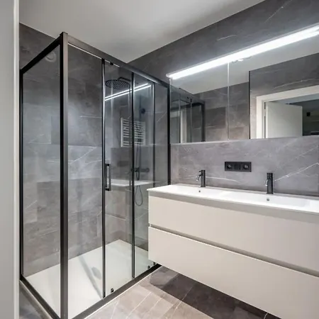 Huswell - High End Apartment Nearby The Beach In Knokke With Parking Extérieur photo