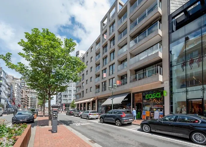 Huswell - High End Apartment Nearby The Beach In Knokke With Parking